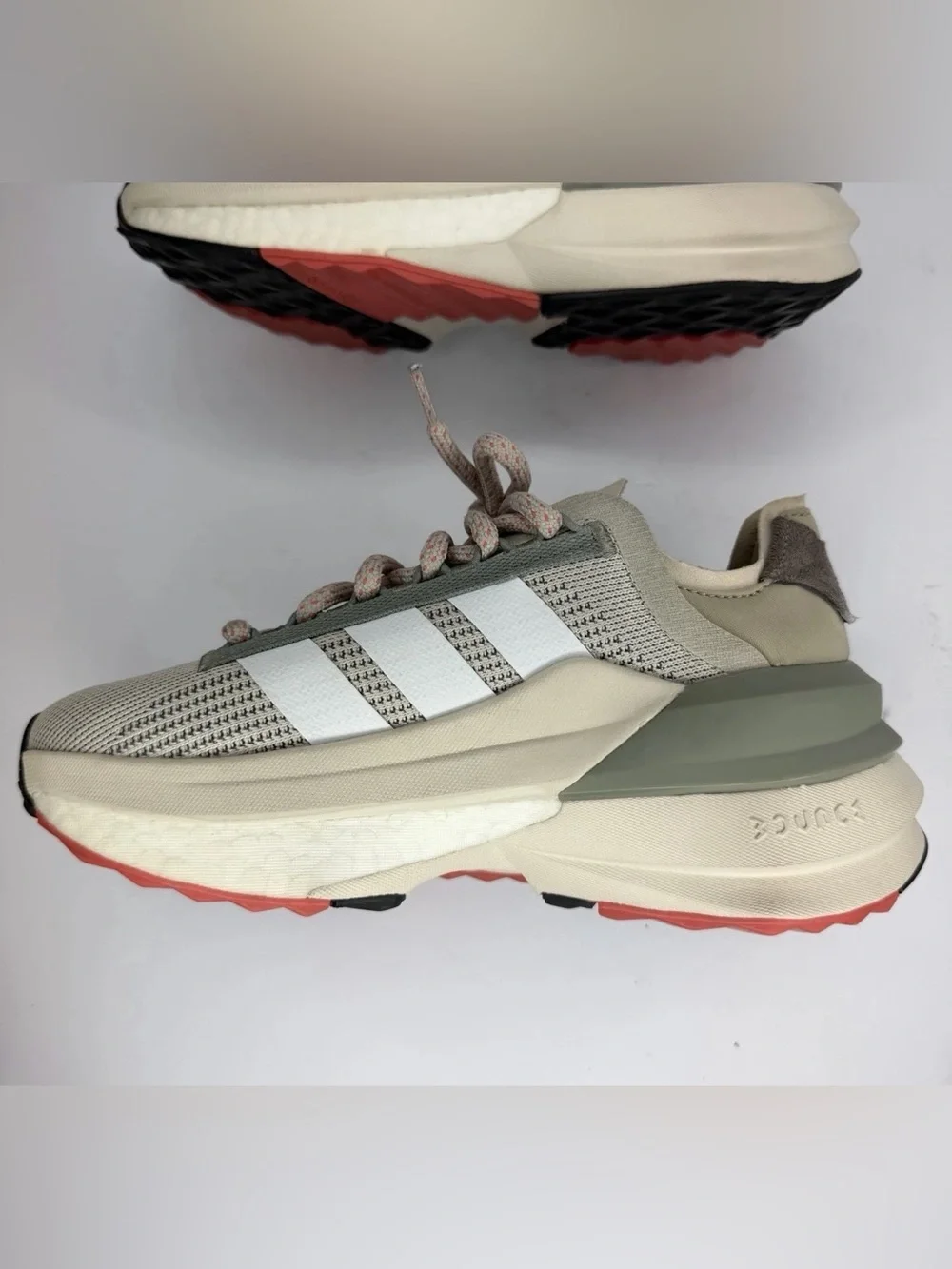 Adidas Avryn_X Women’s Size 5 Sneakers Running Shoes Putty Gray/Silver Pebble